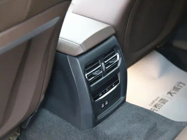 BMW 3 Series — Фото автомобиля 19