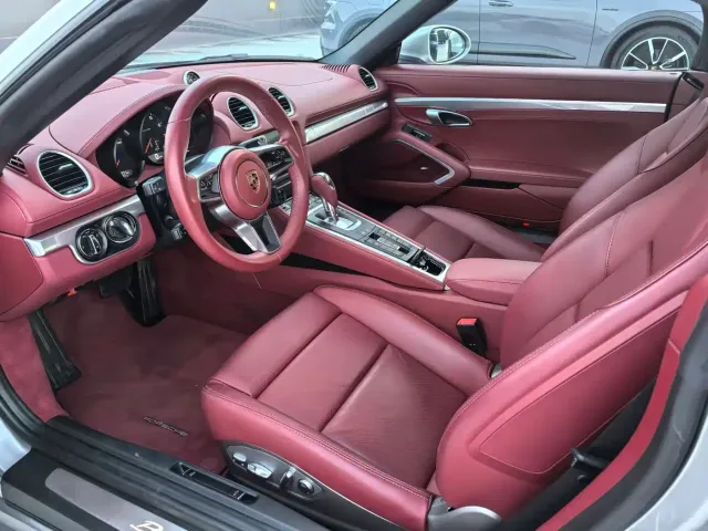 Porsche 718 — Фото автомобиля 6