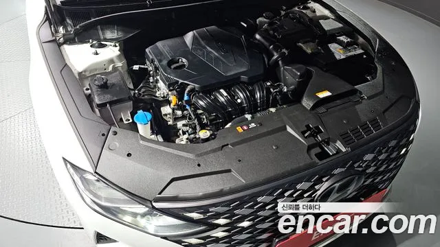 Hyundai Grandeur New — Фото автомобиля 9