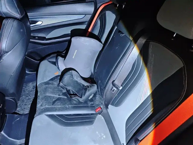 Geely Binrui — Фото автомобиля 13