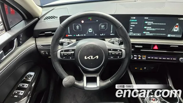 Kia K5 Generation 3 — Фото автомобиля 19