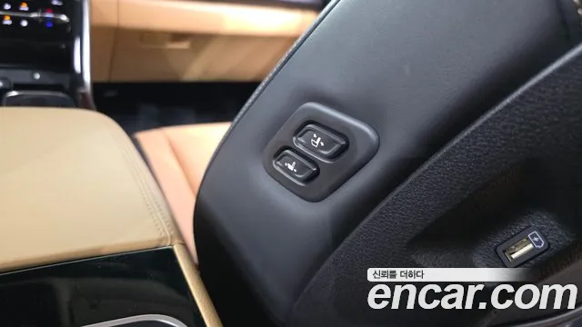 Kia Canival Carnival 4 поколение Бензин 9 мест Signature — Фото автомобиля 26