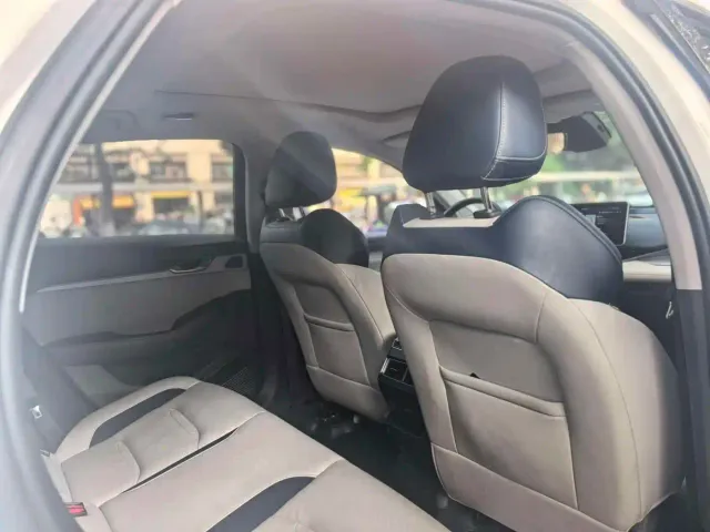 Geely Xingrui — Фото автомобиля 6