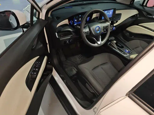 Buick Velite 6 — Фото автомобиля 13