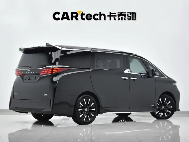 Toyota Alphard — Фото автомобиля 29