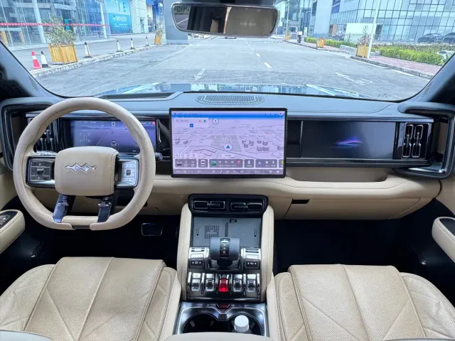 BYD FangChengBao Leopard 5 — Фото автомобиля 9