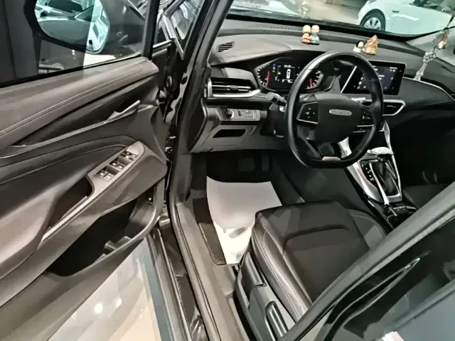Maxus G50 — Фото автомобиля 15