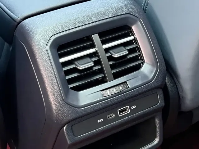 Volkswagen Tharu — Фото автомобиля 16