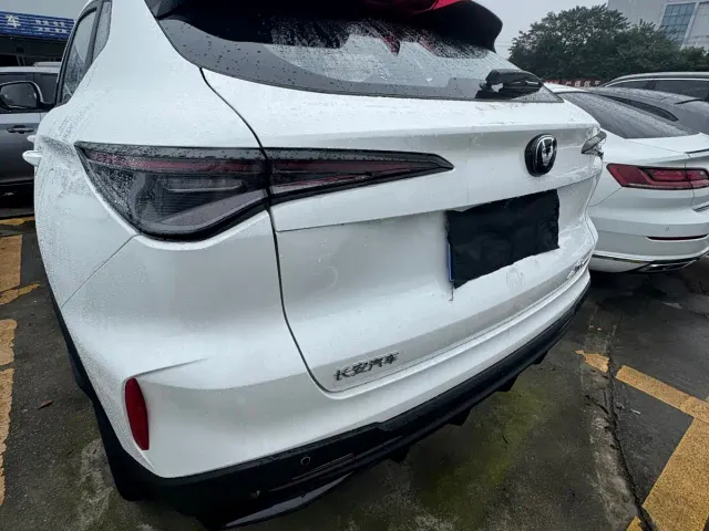 Changan X5 Plus — Фото автомобиля 16