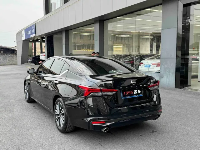 Nissan Teana — Фото автомобиля 7