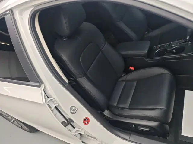Honda Integra 2022 240TURBO CVT Luxury Edition — Фото автомобиля 24
