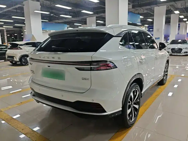 Roewe D5X DMH — Фото автомобиля 6
