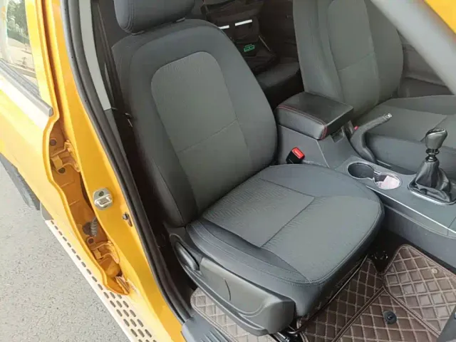 JAC Motors JAC T6 — Фото автомобиля 19
