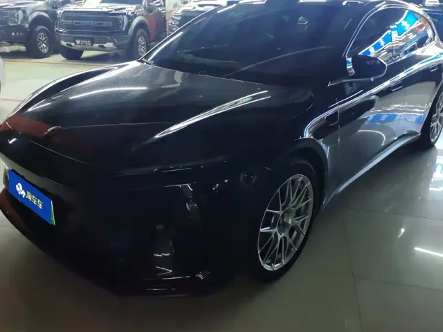 Фотография автомобиля — Nio ET5 Touring