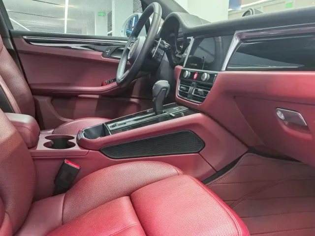 Porsche Macan — Фото автомобиля 5