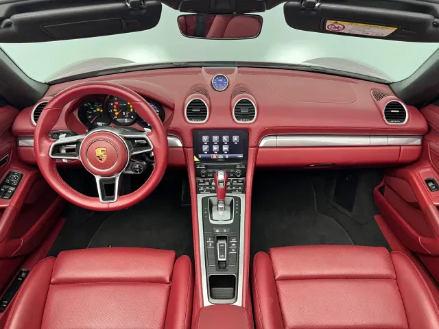 Porsche 718 — Фото автомобиля 18