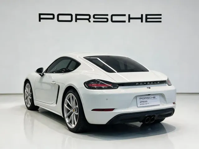 Porsche 718 — Фото автомобиля 4