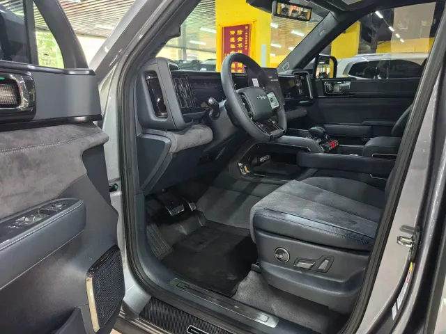 BYD FangChengBao Leopard 5 — Фото автомобиля 4