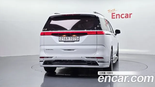 Kia Canival Carnival 4 поколение Бензин 9 мест Prestige — Фото автомобиля 3