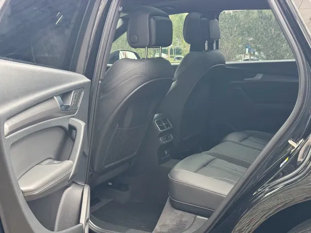 Audi Q5L — Фото автомобиля 25