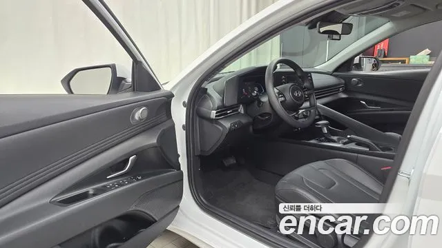 Hyundai Avante — Фото автомобиля 15