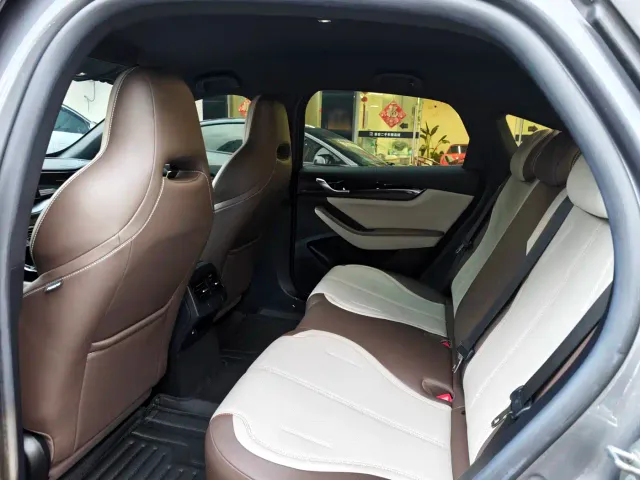 BYD Qin PLUS — Фото автомобиля 7