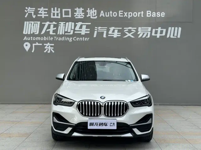 BMW X1 — Фото автомобиля 2