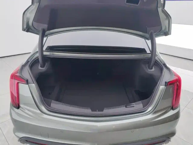 Cadillac CT5 — Фото автомобиля 4