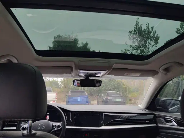 Volkswagen Passat — Фото автомобиля 19