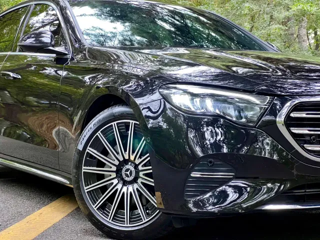 Mercedes-Benz E-Class — Фото автомобиля 7