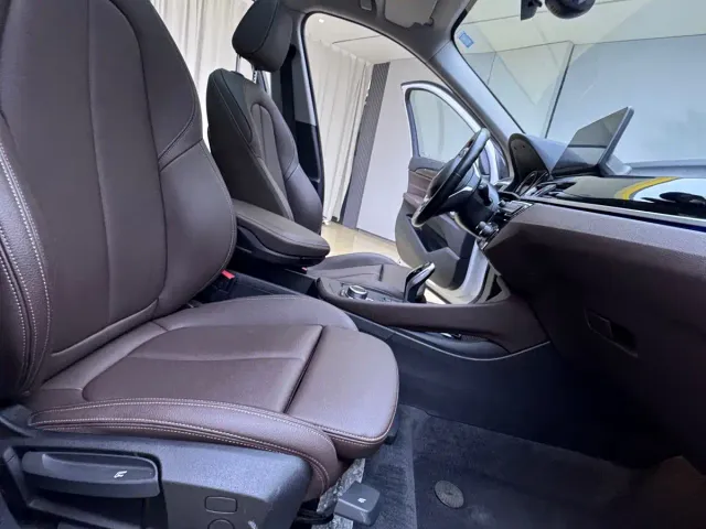 BMW X1 — Фото автомобиля 10