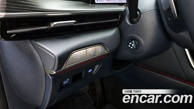 Genesis GV80 — Фото автомобиля 17