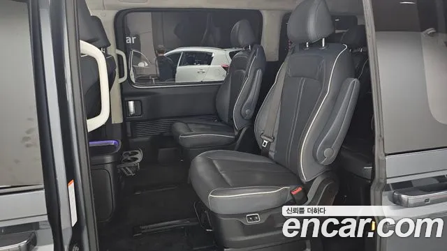 Hyundai Staria — Фото автомобиля 12