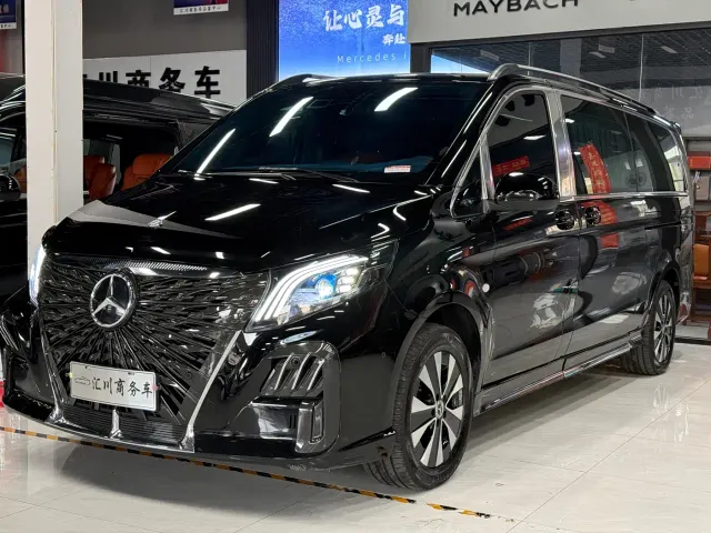 Фотография автомобиля — Mercedes-Benz Vito