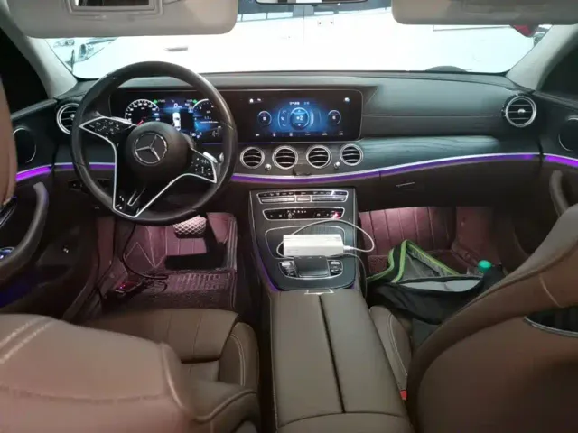 Mercedes-Benz E-Class — Фото автомобиля 9