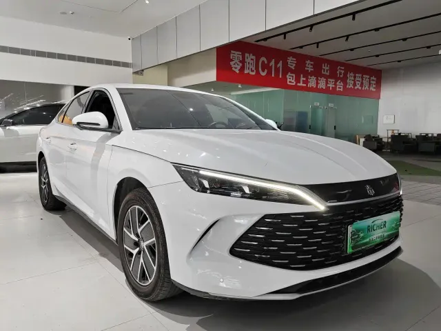 BYD Qin L — Фото автомобиля 3