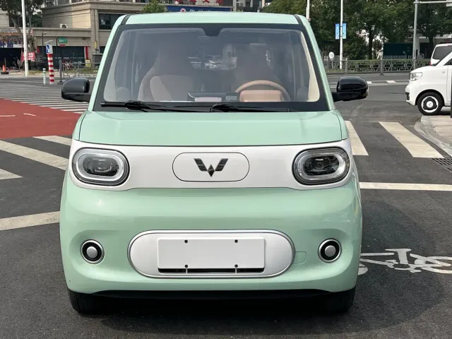 Wuling Hongguang Mini EV — Фото автомобиля 2
