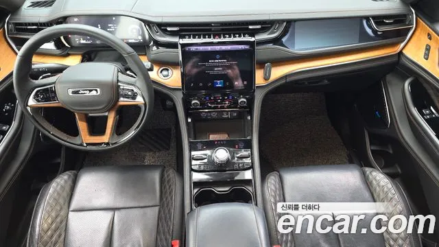 Jeep Cherokee WL — Фото автомобиля 10