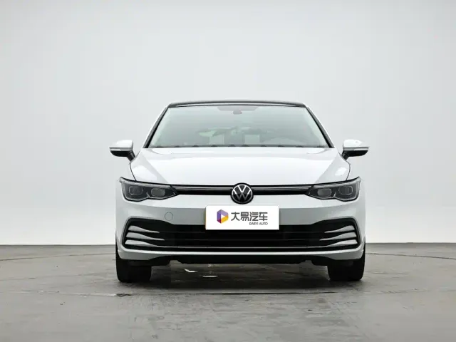 Volkswagen Golf — Фото автомобиля 2