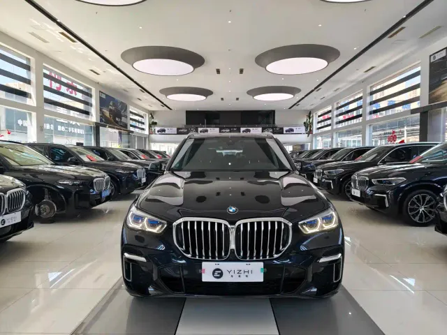 BMW X5 — Фото автомобиля 3