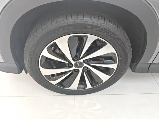 BYD Song PLUS — Фото автомобиля 22
