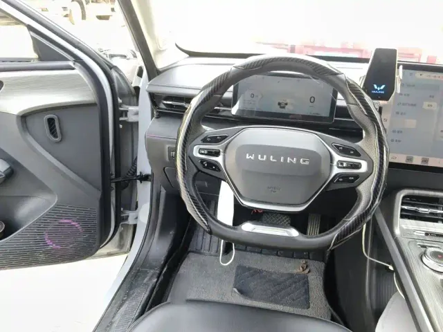 Wuling Starlight — Фото автомобиля 2
