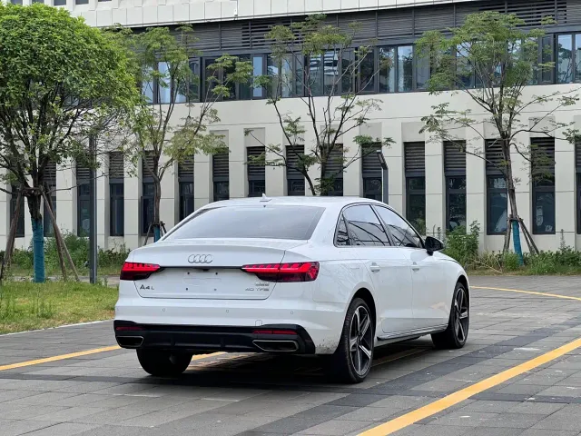 Audi A4L — Фото автомобиля 6