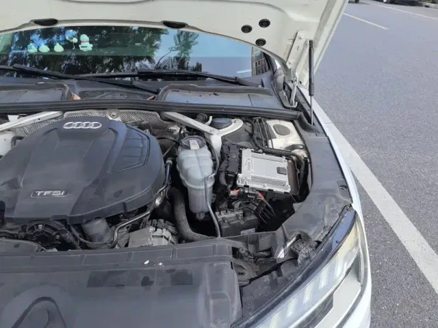 Audi A4L — Фото автомобиля 19