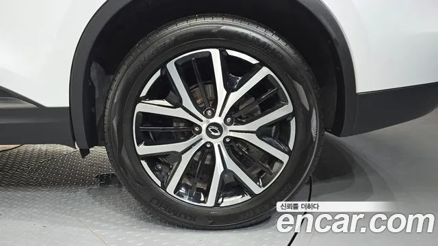 Renault-KoreaSamsung QM6 Новый QM6 2.0 GDe RE Signature 2WD — Фото автомобиля 21