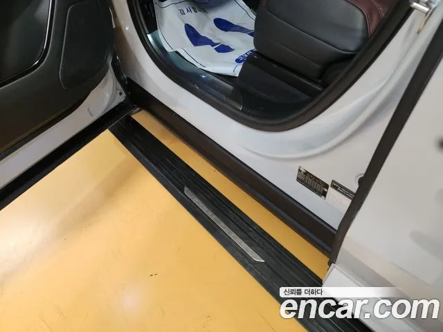 Land Rover Range Rover Sport — Фото автомобиля 8