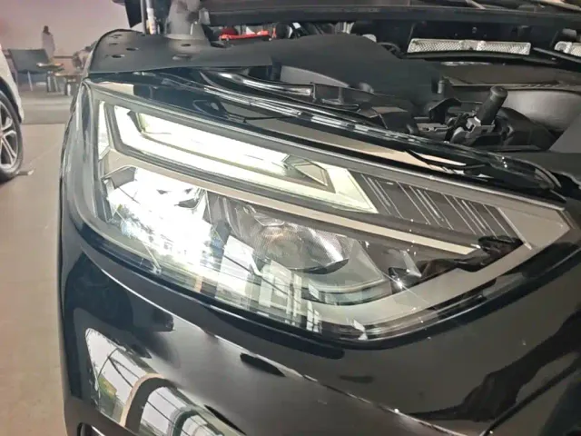Audi Q5L — Фото автомобиля 10