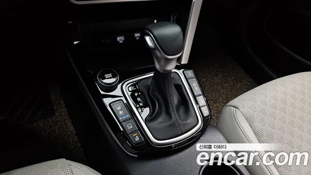 Kia Seltos Seltos Бензин 1.6 Turbo 4WD — Фото автомобиля 9