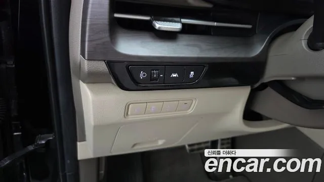 Kia Canival Carnival 4 поколение Бензин 7 мест Signature — Фото автомобиля 14