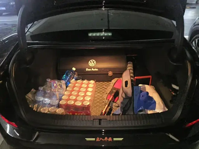 Volkswagen Passat — Фото автомобиля 5